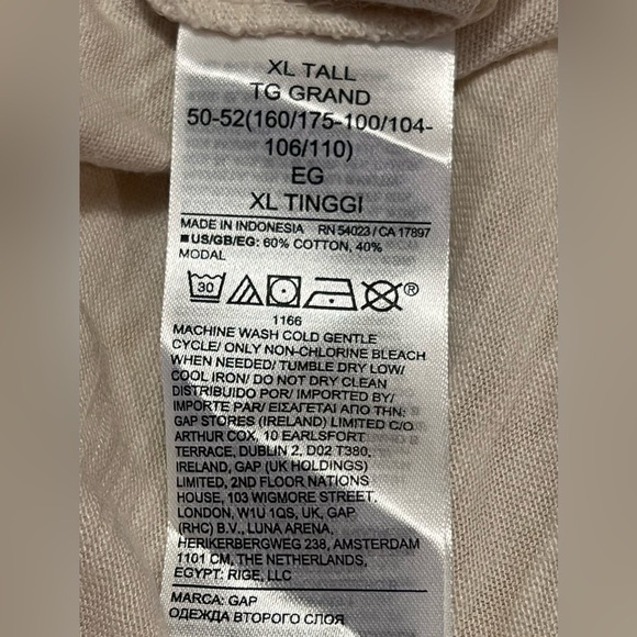 GAP tiered mini dress size XL. 39” total length. Cap sleeves. Beige print. - Picture 6 of 6